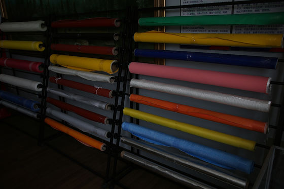 浸透させた鋼線の耐火性のガラス繊維の布の生地8 H Satinless