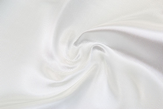 抵抗力があるより高い温度550度のガラス繊維のフィルタ クロスの